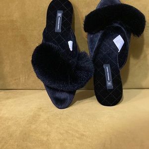 She’s So Sassy Slippers L